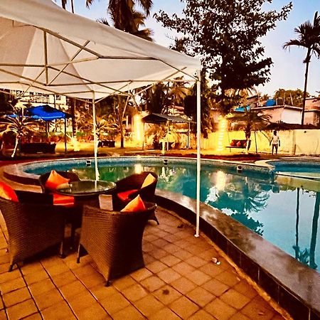 Summer Beach Resort, Goa - #Near Baga Beach #Swimming Pool #Garden #Bar #Lift #Premium Rooms #Property Of The Year #70565-84665 Calangute Εξωτερικό φωτογραφία