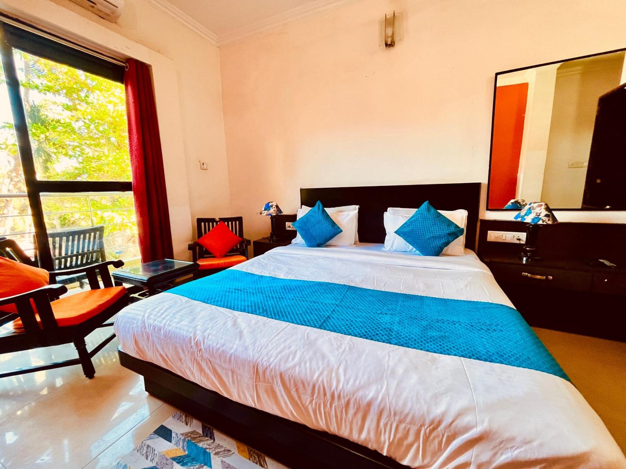 Summer Beach Resort, Goa - #Near Baga Beach #Swimming Pool #Garden #Bar #Lift #Premium Rooms #Property Of The Year #70565-84665 Calangute Εξωτερικό φωτογραφία