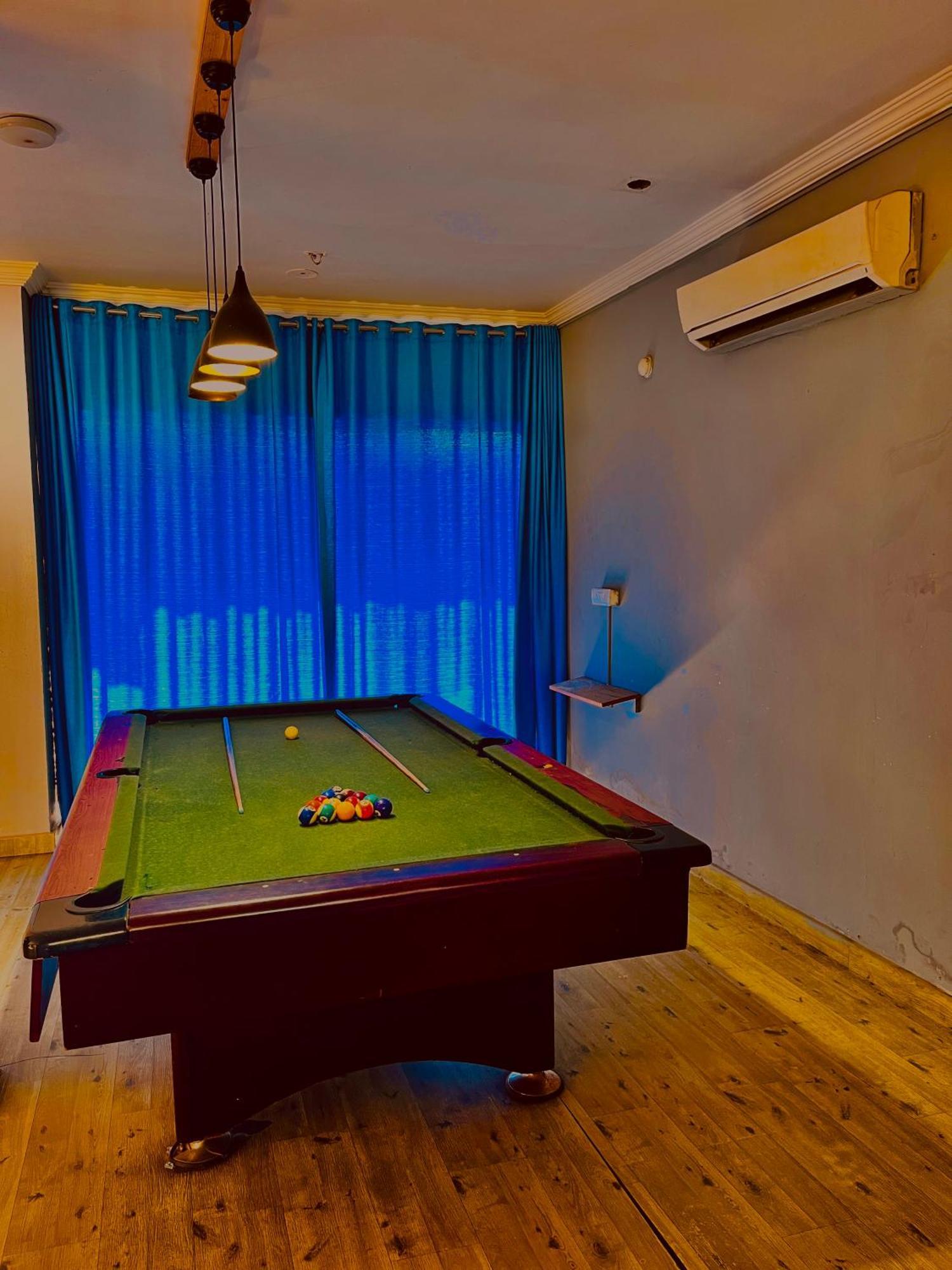 Summer Beach Resort, Goa - #Near Baga Beach #Swimming Pool #Garden #Bar #Lift #Premium Rooms #Property Of The Year #70565-84665 Calangute Εξωτερικό φωτογραφία