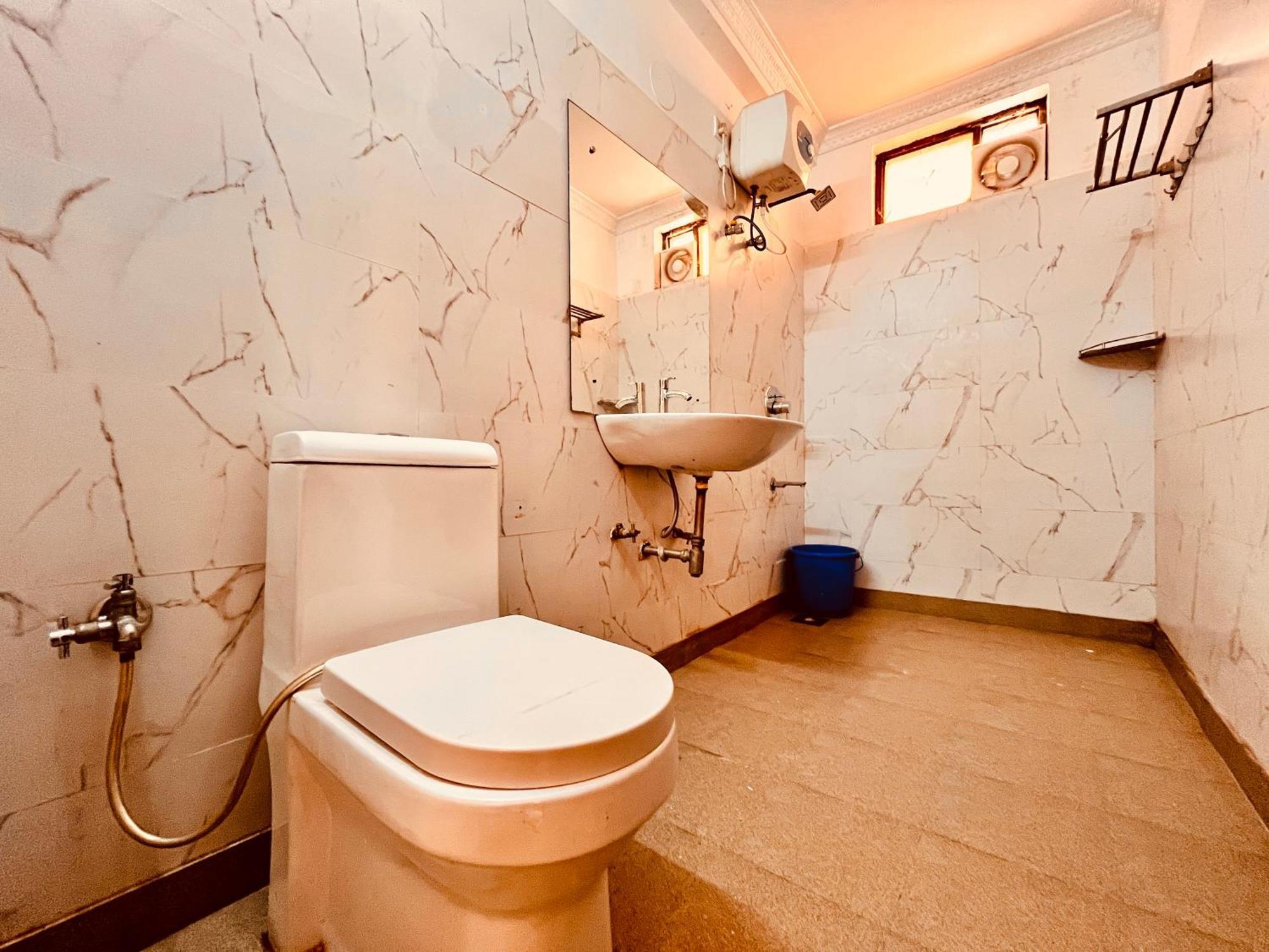 Summer Beach Resort, Goa - #Near Baga Beach #Swimming Pool #Garden #Bar #Lift #Premium Rooms #Property Of The Year #70565-84665 Calangute Εξωτερικό φωτογραφία