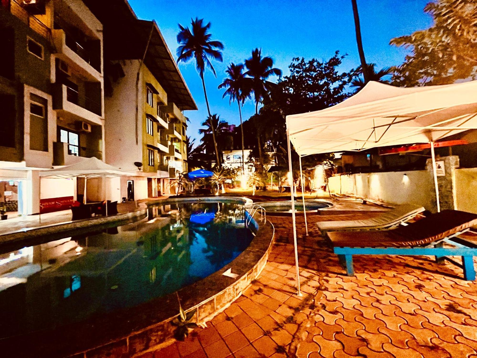 Summer Beach Resort, Goa - #Near Baga Beach #Swimming Pool #Garden #Bar #Lift #Premium Rooms #Property Of The Year #70565-84665 Calangute Εξωτερικό φωτογραφία