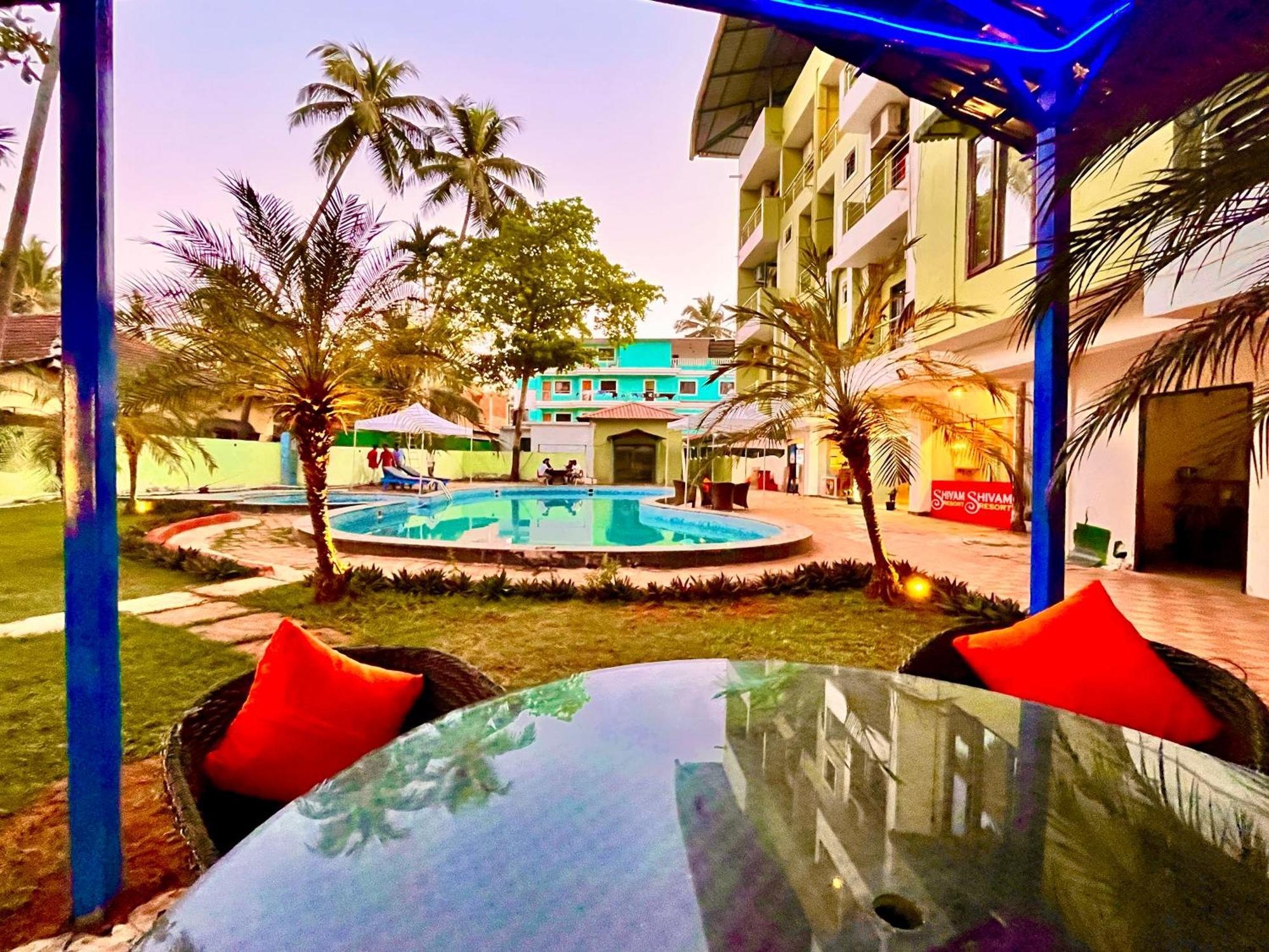 Summer Beach Resort, Goa - #Near Baga Beach #Swimming Pool #Garden #Bar #Lift #Premium Rooms #Property Of The Year #70565-84665 Calangute Εξωτερικό φωτογραφία