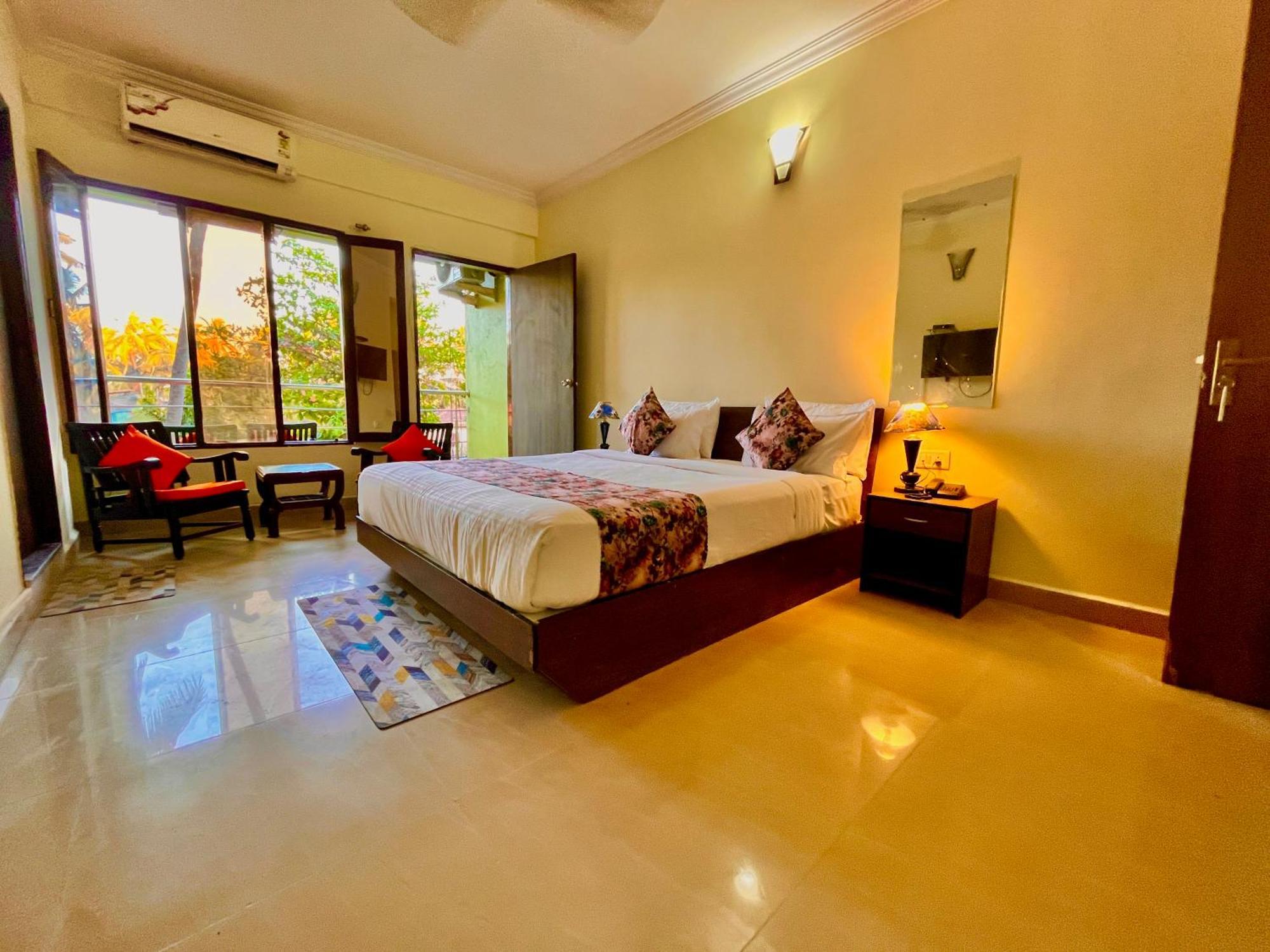 Summer Beach Resort, Goa - #Near Baga Beach #Swimming Pool #Garden #Bar #Lift #Premium Rooms #Property Of The Year #70565-84665 Calangute Εξωτερικό φωτογραφία